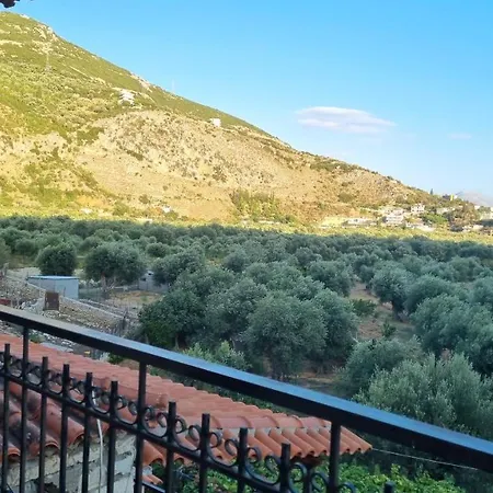 House Farm Qeparo