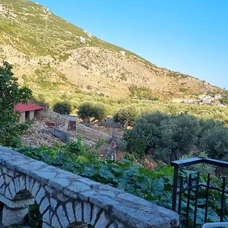 House Farm Casa vacanze Qeparo
